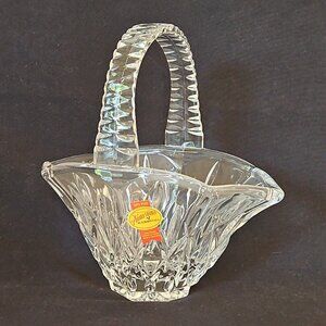 Anna Hutte Crystal Wedding Basket Bleikristall Diamond Cut Glass 24% Lead Dish